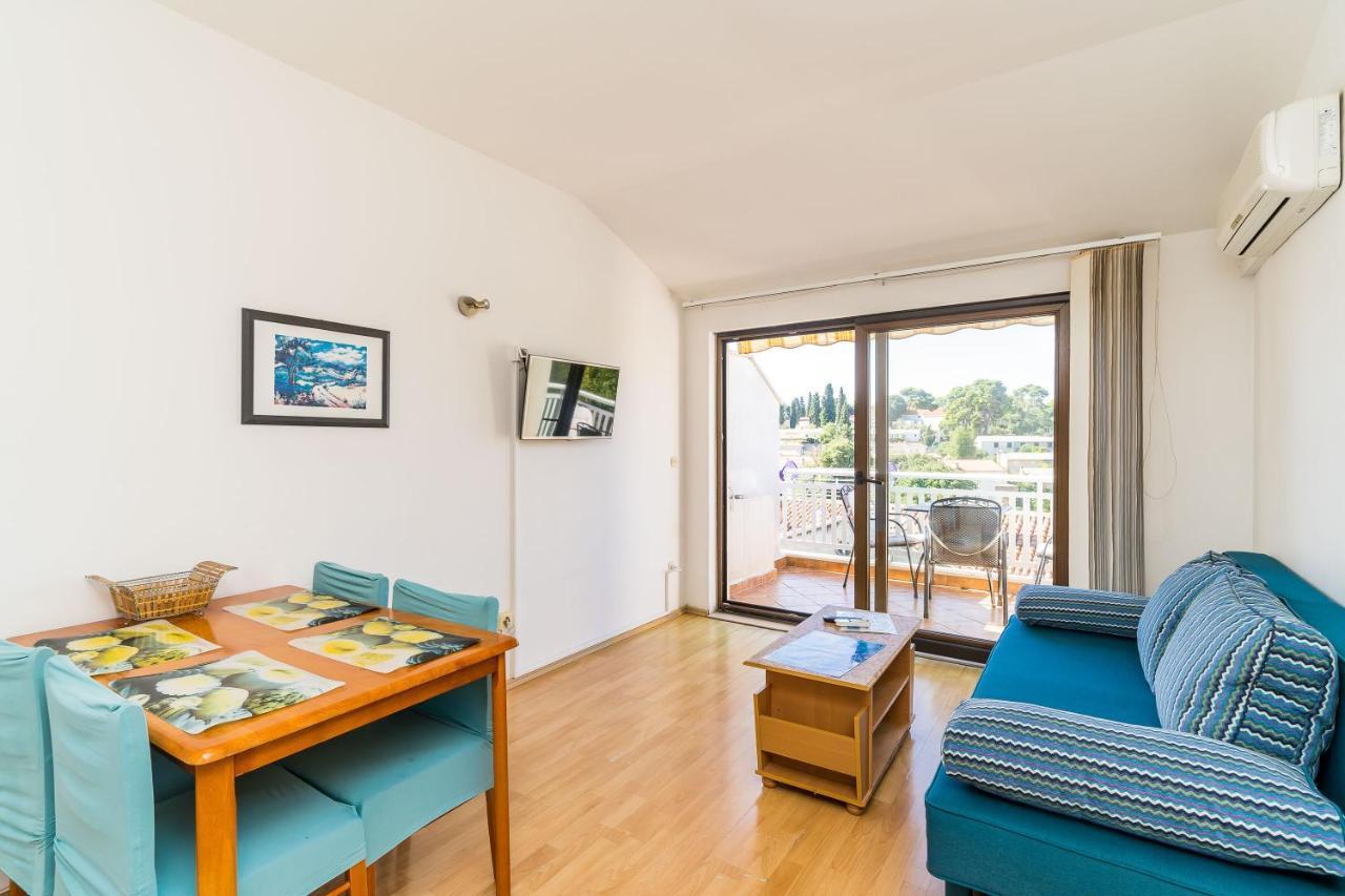 Apartments Princ Hrvoje ดูบรอฟนิก ภายนอก รูปภาพ