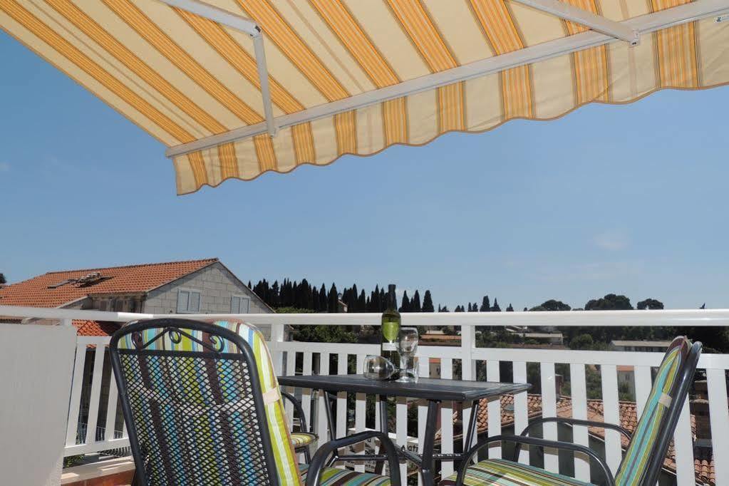 Apartments Princ Hrvoje ดูบรอฟนิก ภายนอก รูปภาพ
